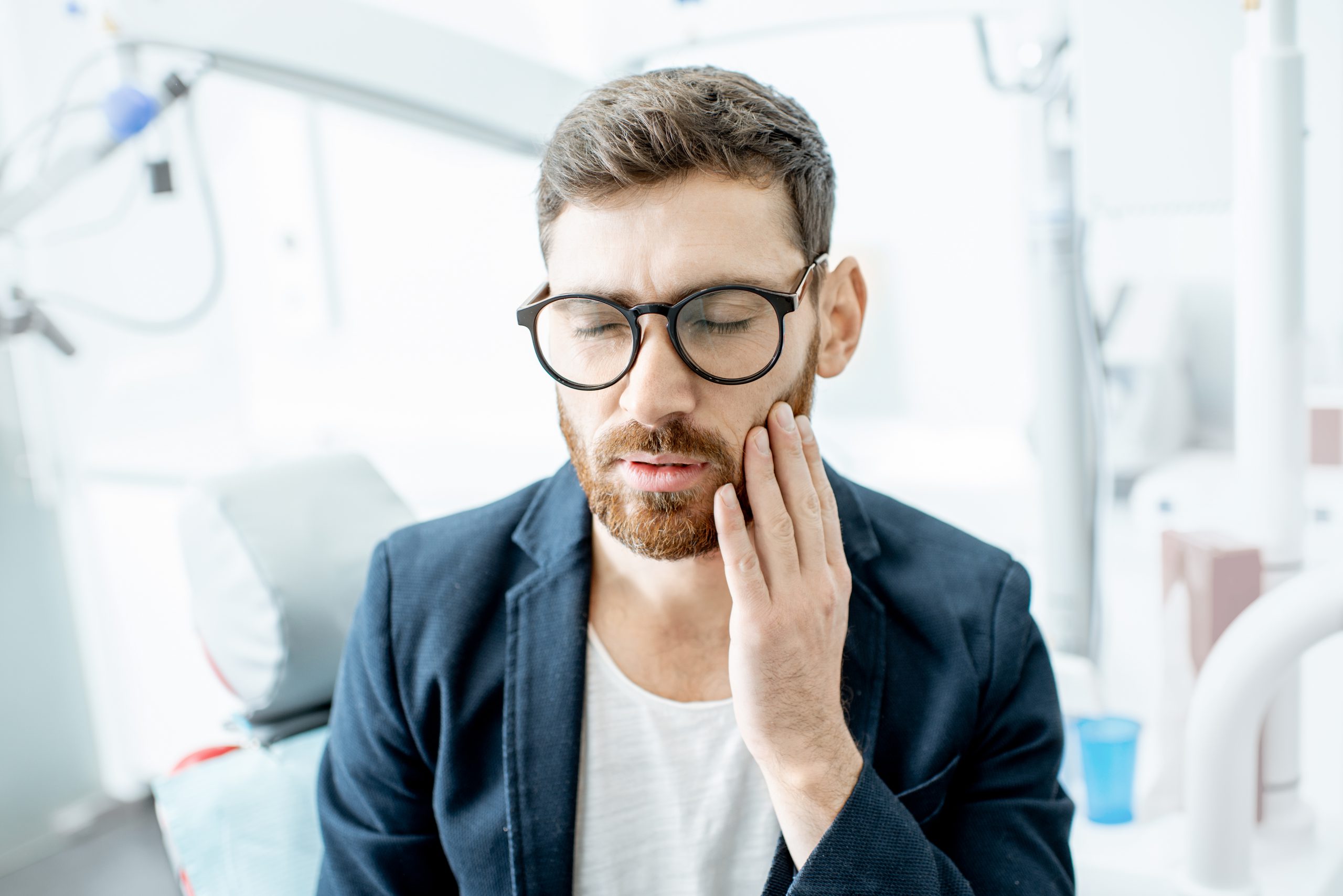 Tooth ache may be forewarn of dental operation failure