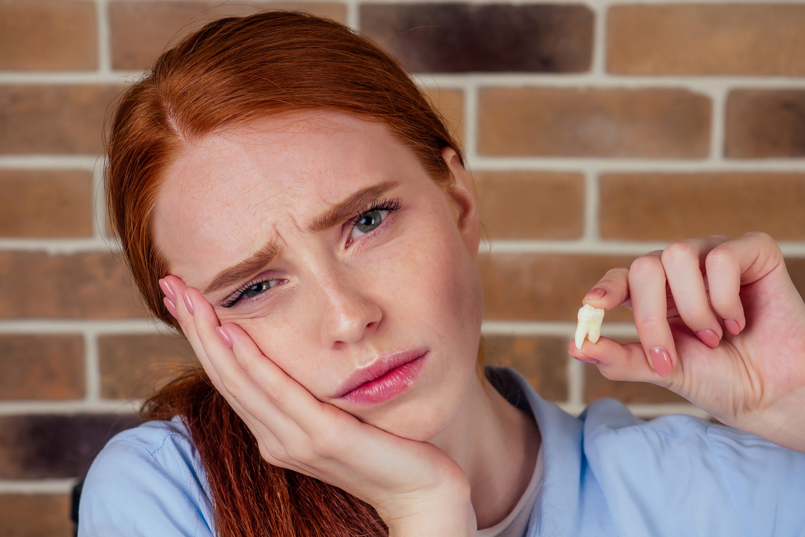 Decayed root canal, toothache