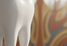 Una representación fotorealista de un diente molar perfecto y brillante, con un suave desenfoque de fondo que sugiere arquitectura española, simbolizando la odontología moderna y las opciones avanzadas como implantes y puentes.
